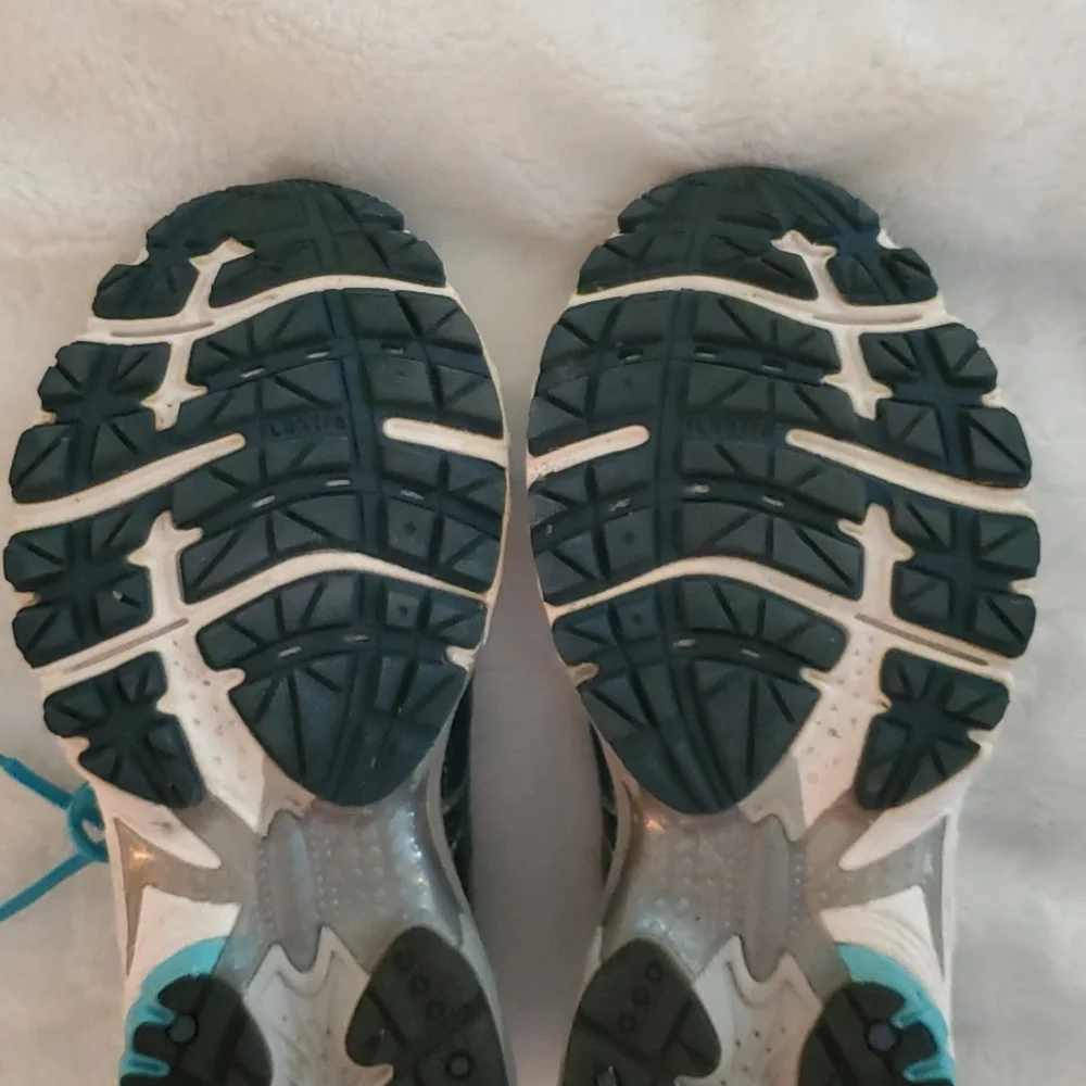 Brooks Running Shoes Sz 6 Euro 36.5 - Picture 7 of 12